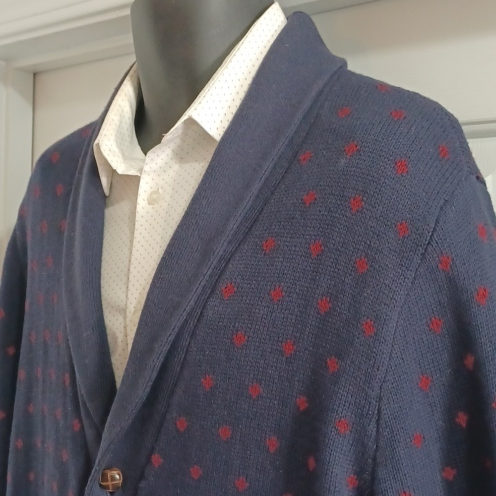 Merona Men's Navy and Burgundy Cardigan - Picture 3 of 8